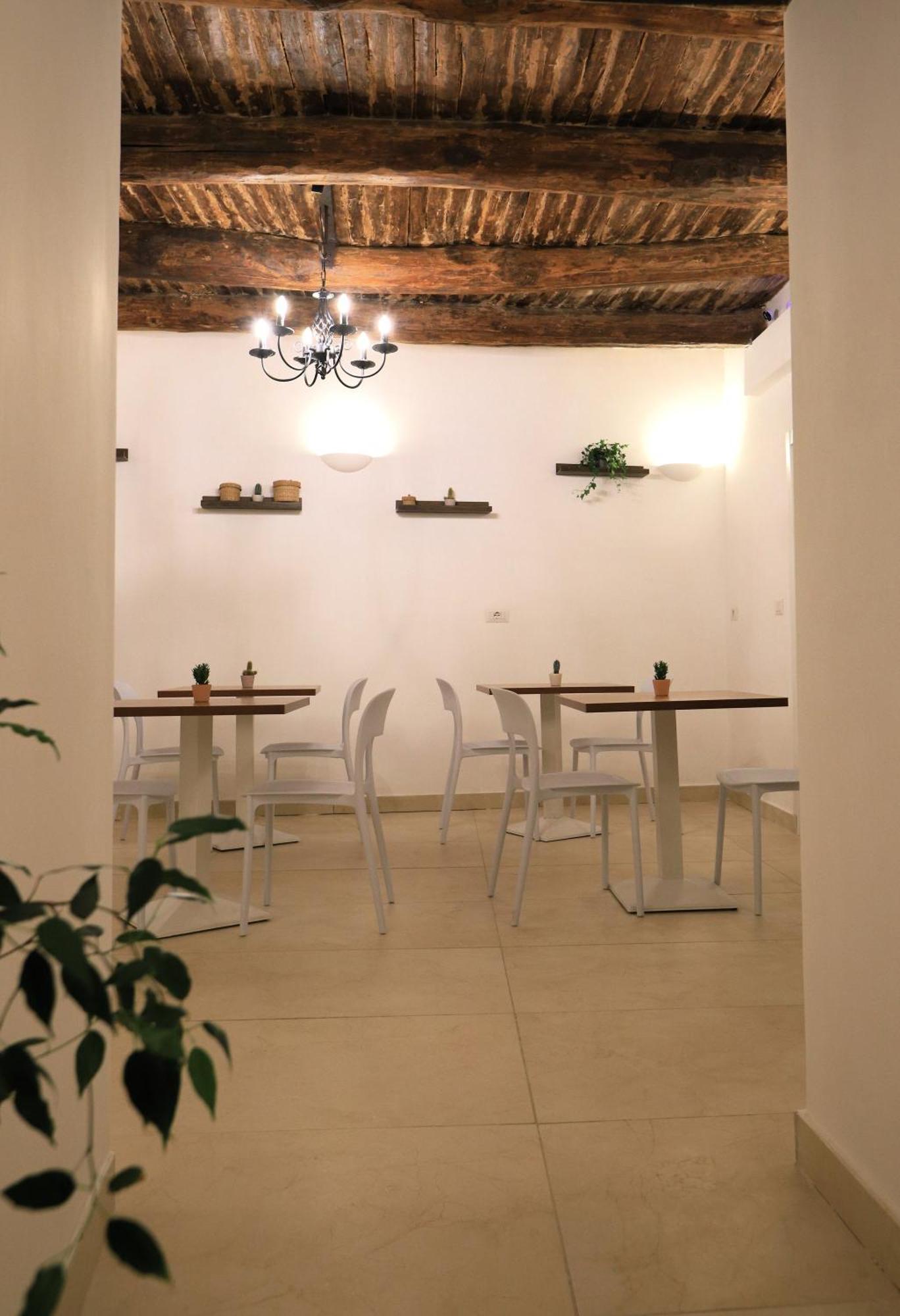 Ai 13 Gradoni Di Chiaia Bed & Breakfast Naples Luaran gambar